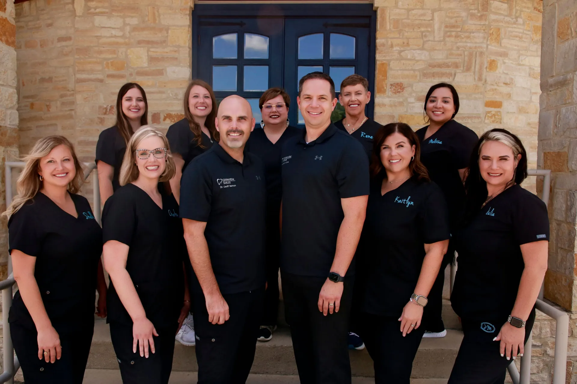 The Grinview Smiles team in front of the office